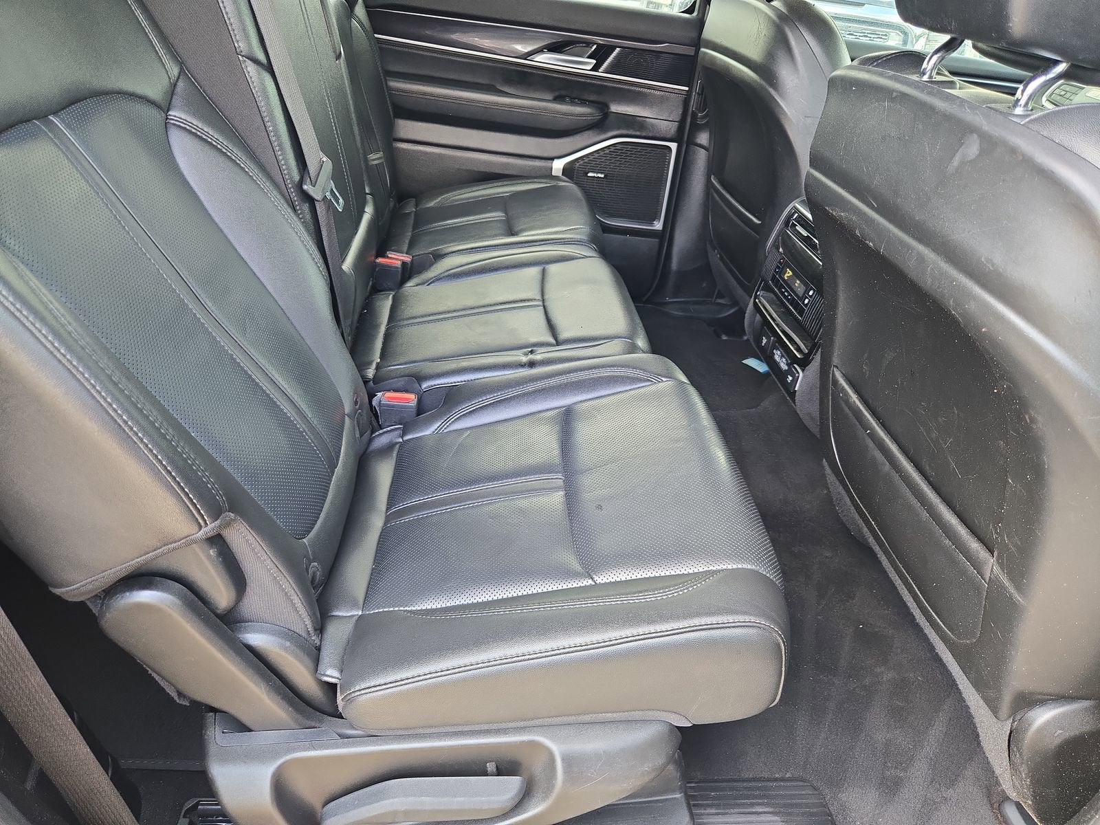 2024 Jeep Wagoneer L Series I 4x2