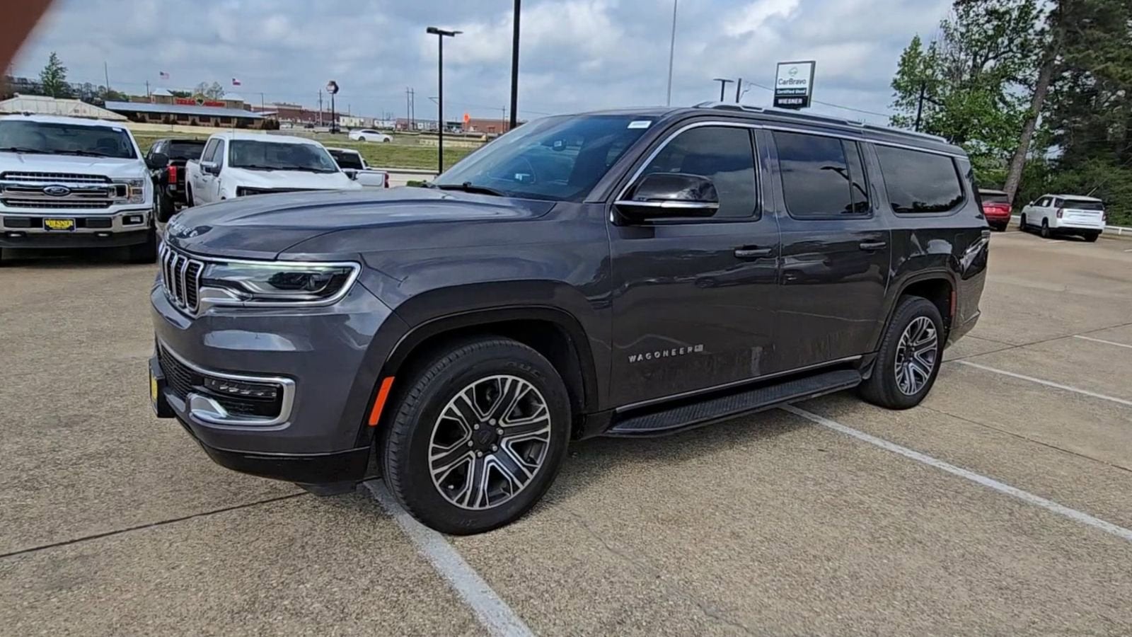 2024 Jeep Wagoneer L Series I 4x2