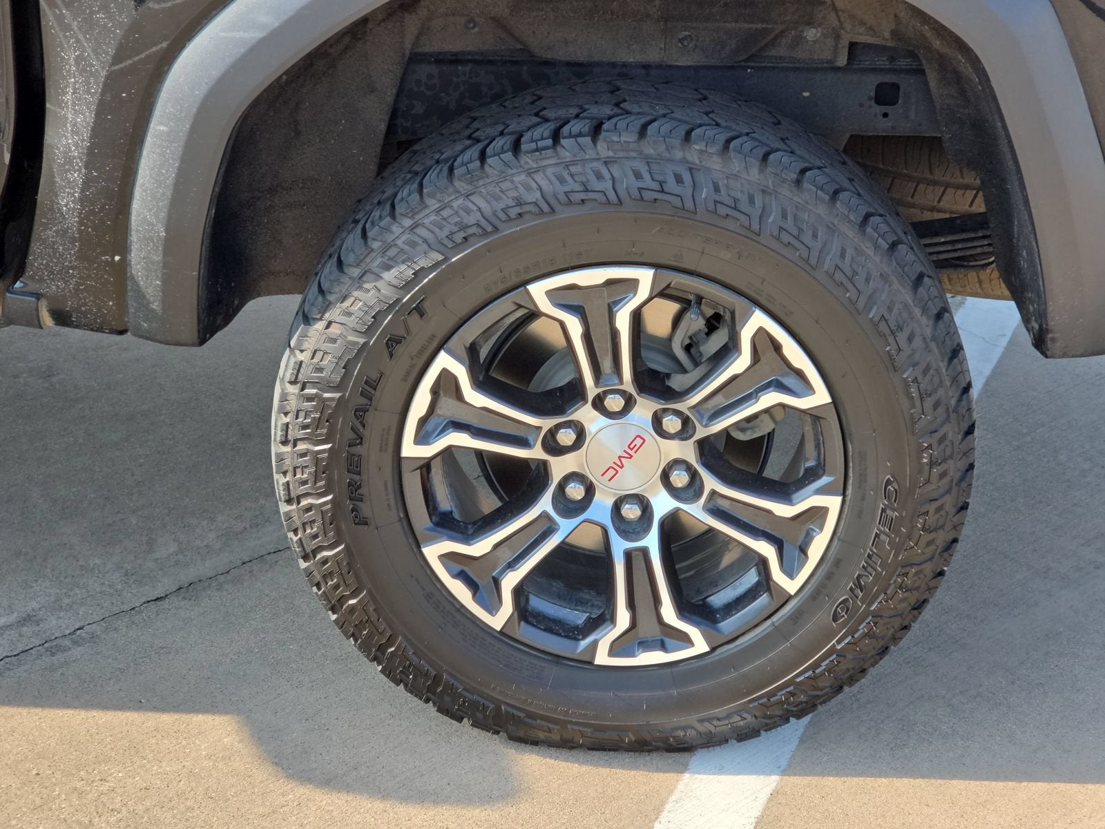 2024 GMC Canyon AT4