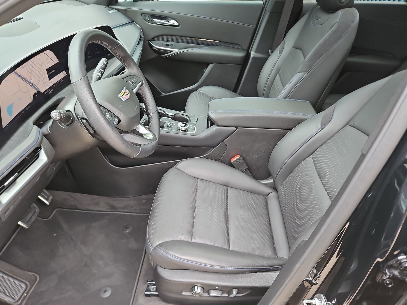 2025 Cadillac XT4 Sport