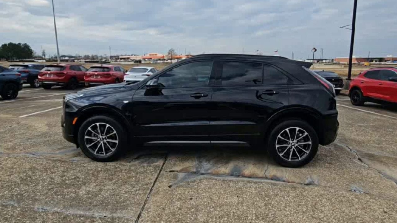 2025 Cadillac XT4 Sport