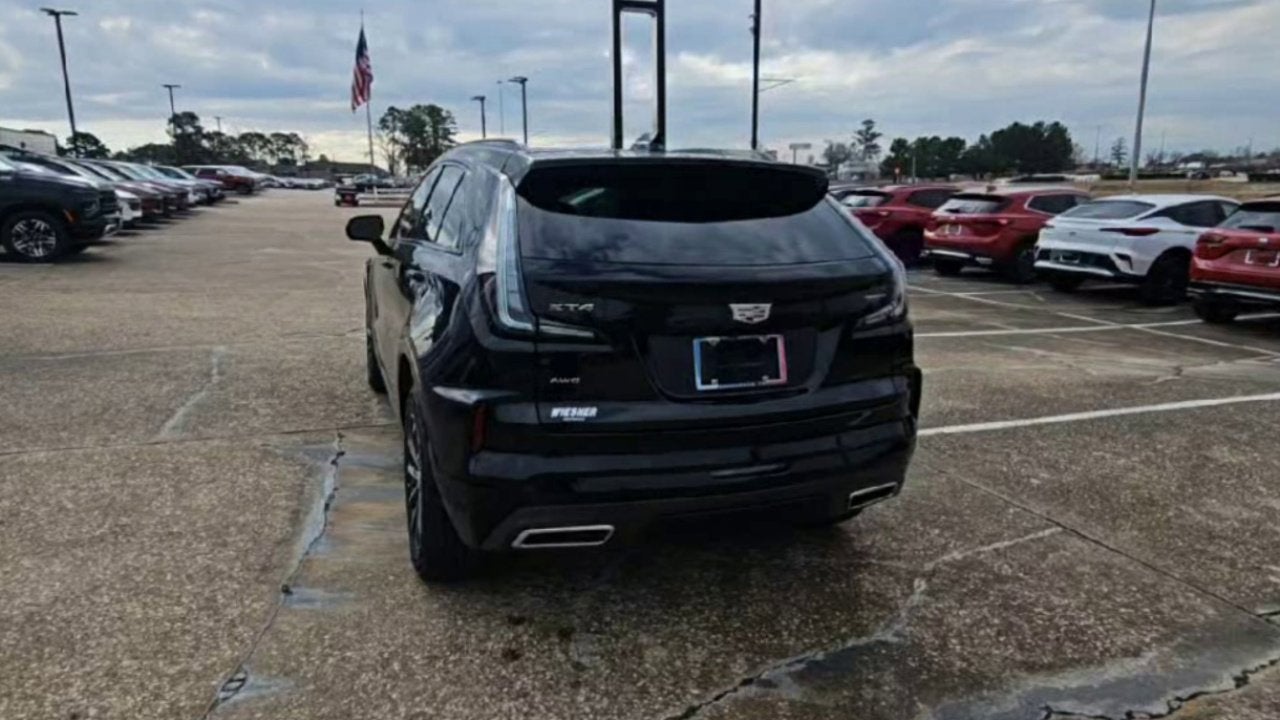 2025 Cadillac XT4 Sport