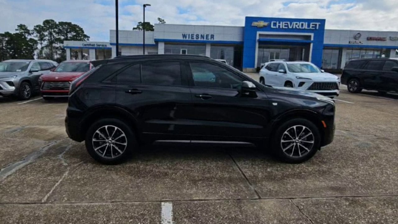 2025 Cadillac XT4 Sport