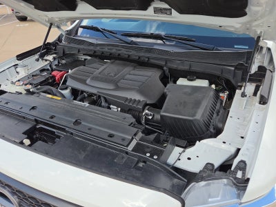 2024 Nissan TITAN Crew Cab SV 4x2