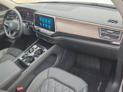2025 Volkswagen Atlas 2.0T SEL Premium R-Line