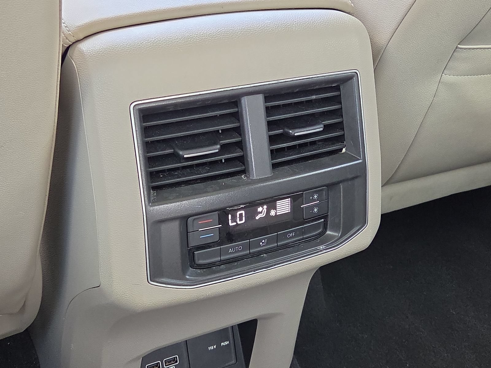 2019 Volkswagen Atlas 3.6L V6 SEL R-Line