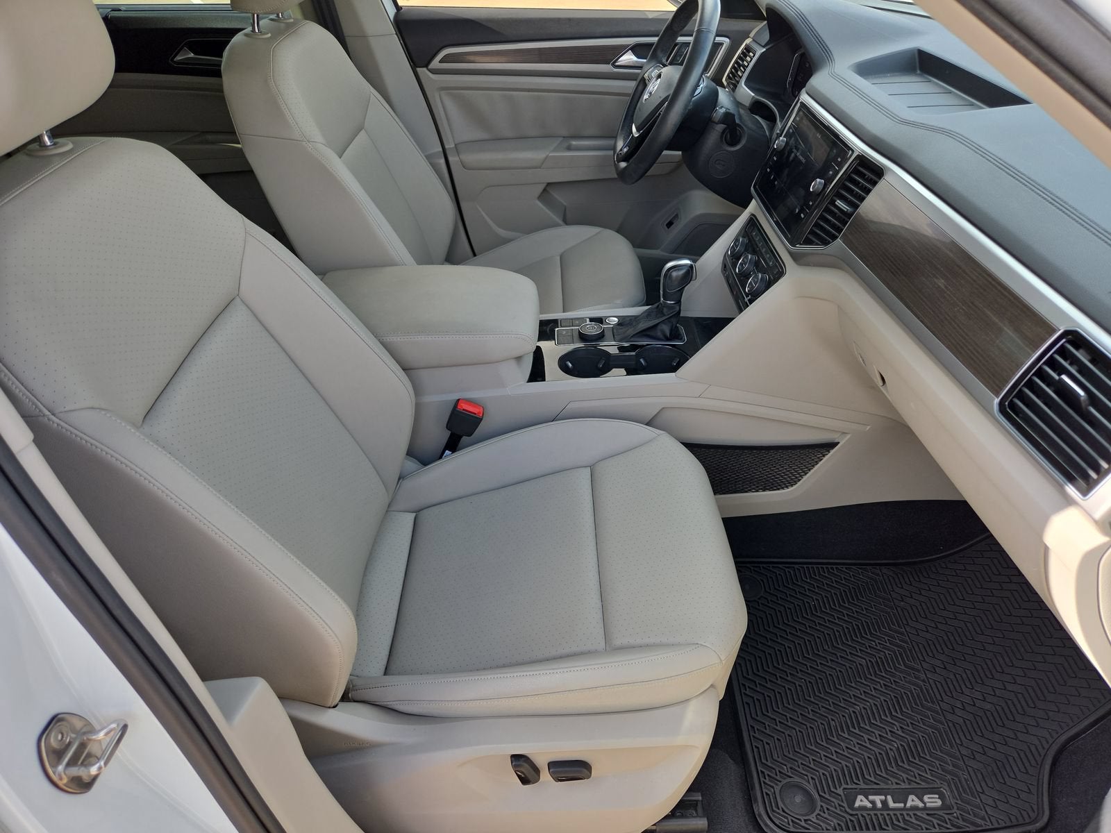 2019 Volkswagen Atlas 3.6L V6 SEL R-Line