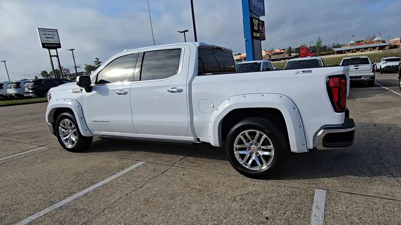 2022 GMC Sierra 1500 Limited SLT