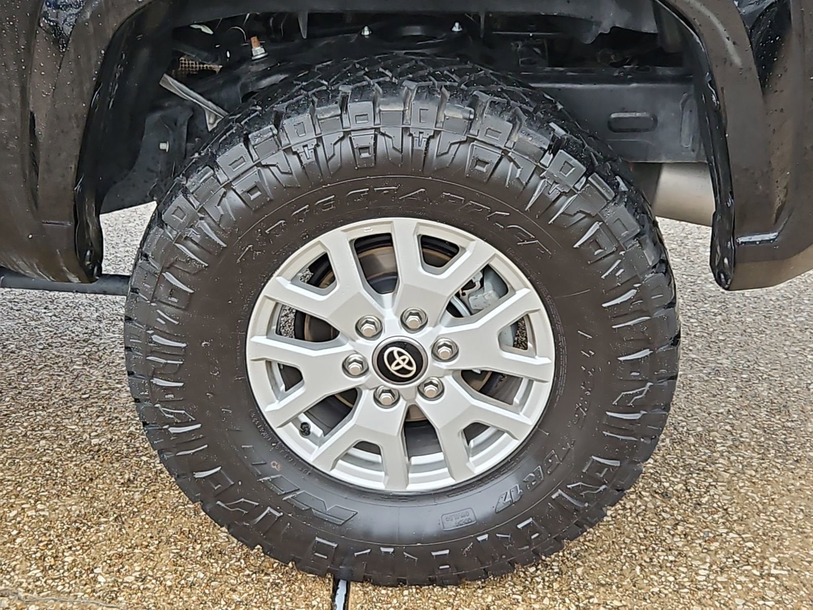 2025 Toyota Tacoma SR5