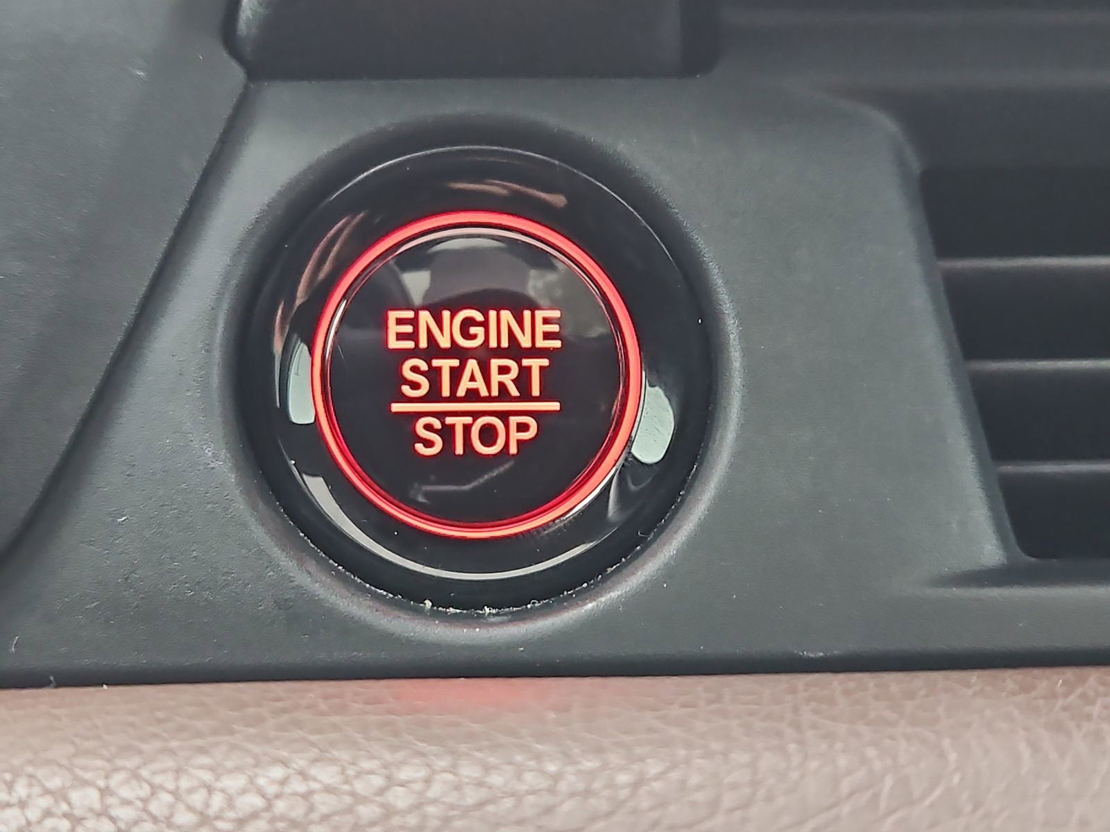 2023 Honda Pilot AWD Elite