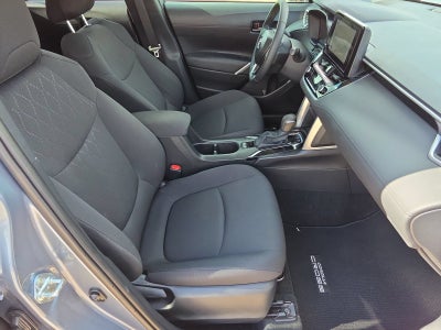 2024 Toyota Corolla Cross LE