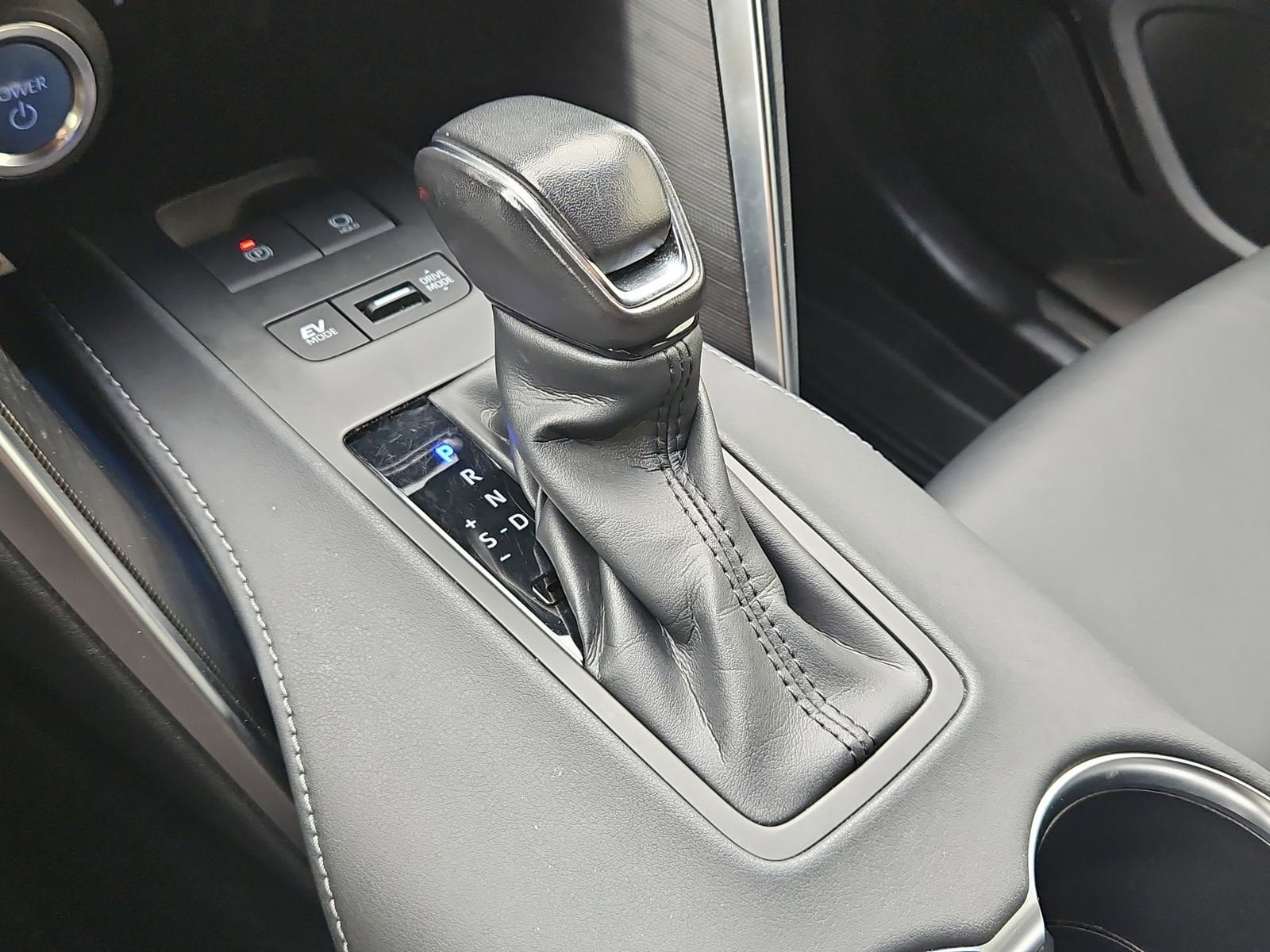 2022 Toyota Venza LE