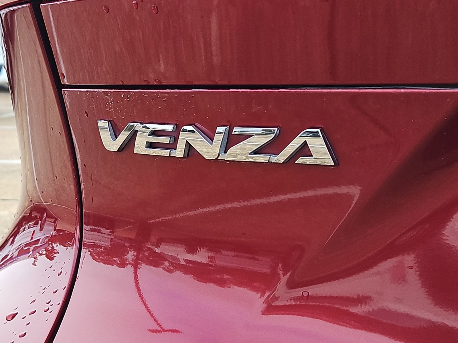 2022 Toyota Venza LE